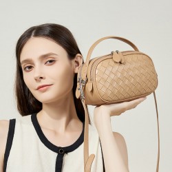 2025 new models, genuine leather women's bags, saddle bags, commuter underarm bags, niche designs, popular women's handbags and shoulder bags