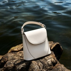 Niche Design Genuine Leather Crossbody Bag for Women, 2025 New Simple Cylindrical Bag, Luxury Shoulder Bag, Cowhide Baguette Bag