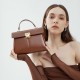 2025 new horseshoe buckle commuter genuine leather Kelly bag, a high-quality shoulder and crossbody handbag 2025 new horseshoe buckle commuter genuine leather Kelly bag, a high-quality shoulder and crossbody handbag