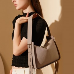Niche design bag, niche brand, light luxury women's bag, luxury tote bag Large-capacity underarm bag