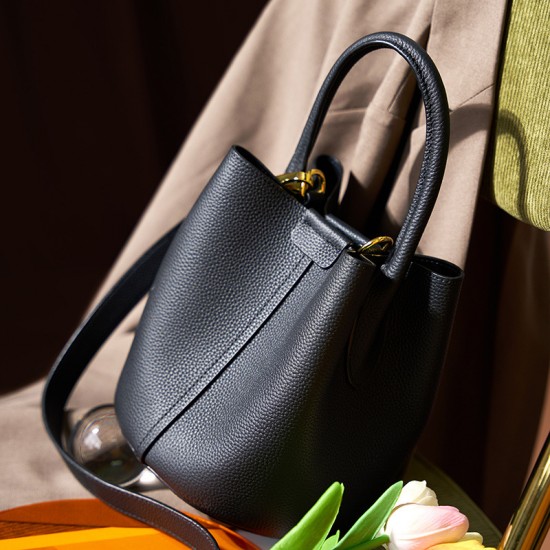 2025 new commuter bag, crossbody bag, luxurious spring/summer genuine leather basket handbag, crossbody bucket bag