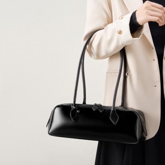 2025 new models, Korean women's bags. Niche design, large-capacity cowhide underarm shoulder bag, long red baguette bag for women 2025 new models, Korean women's bags. Niche design, large-capacity cowhide underarm shoulder bag, long red baguette bag for women