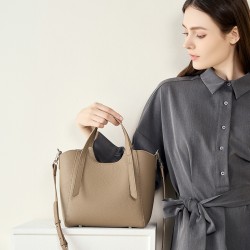 2025 new style genuine leather bags, commuter bags for women, mother's bags, luxurious and stylish handbags, shoulder bags, and crossbody bags