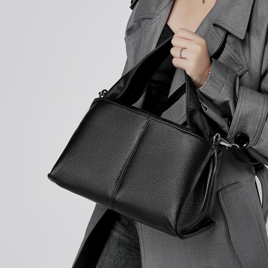Women's vintage classic, cross-border trade manufacturer, top-grain cowhide, niche, fashionable women's bags. Bags Women's vintage classic, cross-border trade manufacturer, top-grain cowhide, niche, fashionable women's bags. Bags