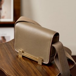 New Geta Clog bag, genuine leather women's bag, wide shoulder strap, single shoulder crossbody bag, versatile stewardess bag, small square bag