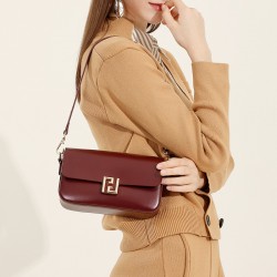 Genuine leather high Luxury small bags, 2025 spring new women's bags, popular and versatile crossbody bags, stylish small square bags