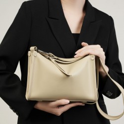 2025 new style women's bag, large capacity crossbody, high-end women's toast bag, commuting shoulder bag, genuine leather women's bag