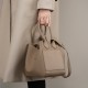 Top-Grain Cowhide 202 5 niche designs: genuine leather basket bags for women, elegant soft leather bucket bags for commuting.