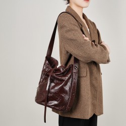 Retro Classic Genuine Leather Women's Bag, 2025 New Bucket Bag, Stylish Niche Hand-Scraped Cowhide Single-Shoulder Crossbody Tote