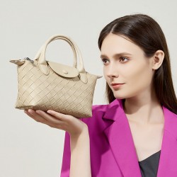2025 new cowhide woven women's bag, dumpling bag, cell phone bag, handbag, crossbody bag