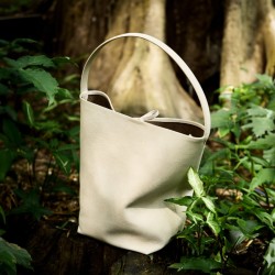 High-end, top-grain Togo cowhide, Japanese and Korean-inspired, lazy-style genuine leather bucket bag, large-capacity shoulder tote bag, casual.