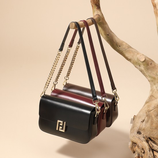 Genuine leather high Luxury small bags, 2025 spring new women's bags, popular and versatile crossbody bags, stylish small square bags Genuine leather high Luxury small bags, 2025 spring new women's bags, popular and versatile crossbody bags, stylish small square bags