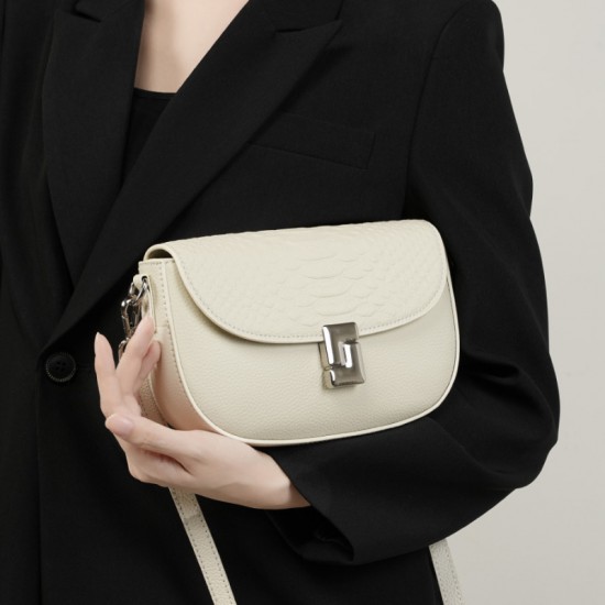2025 summer new genuine leather bags. Women's versatile shoulder bag, elegant crocodile-print crossbody bag, large-capacity small square bag
