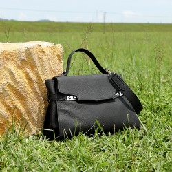 2025 New Autumn Genuine Leather Bag, Stylish and Elegant Women's Handbag, Simple and Casual Large-Capacity Single Shoulder Bag