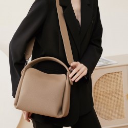 2025 new top-grain cowhide versatile soft cigarette case bag, a niche high-end women's shoulder and crossbody handbag.