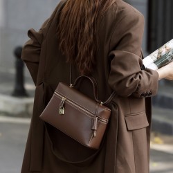 New spring/summer 2025 cowhide box bag, stylish commuter shoulder and crossbody bag, elegant and stylish women's handbag