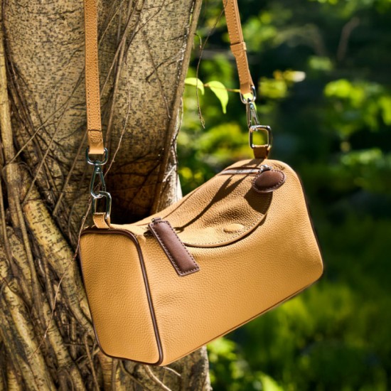 Women's bag, top-grain cowhide pillow bag, textured, versatile, simple Boston bag, underarm bag