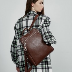 2025 new large-capacity, lightweight, niche genuine leather women's travel backpacks