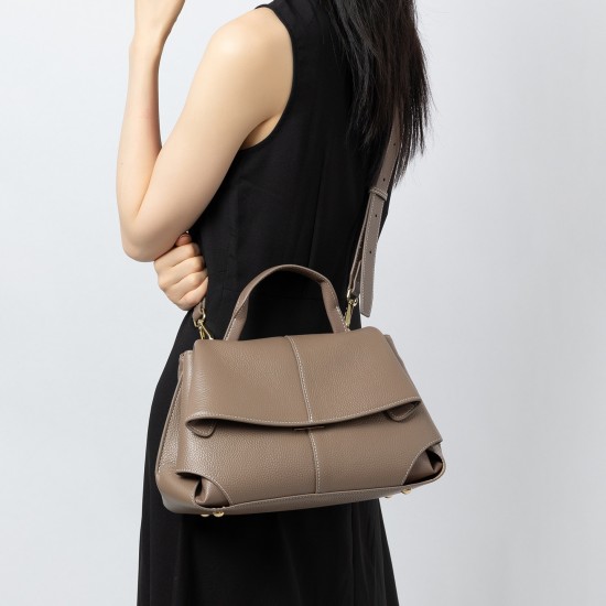 High-quality shoulder bag, niche design women's handbag, fashionable new light luxury women's bag, ultra-light commuter crossbody bag
