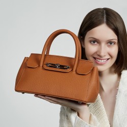 2025 New Style Chanel-Style Genuine Leather Single Shoulder Bag, a High-End Thick Chain Hobo Underarm Bag, a Diamond-Quartz Chain Bag