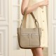 2025 top-grain cowhide niche luxury bags, new trendy horseshoe bags, large-capacity commuter shoulder bags, bucket bags. 2025 top-grain cowhide niche luxury bags, new trendy horseshoe bags, large-capacity commuter shoulder bags, bucket bags.