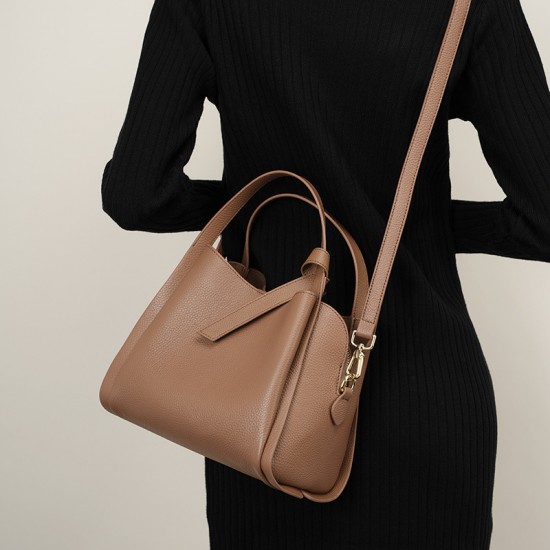 2025 New Style Genuine Leather Handbag, A Stylish Mother's Shopping Basket, Cowhide Bucket Bag 2025 New Style Genuine Leather Handbag, A Stylish Mother's Shopping Basket, Cowhide Bucket Bag