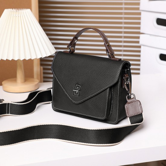2025 French-style underarm bags, 2022. 5 new waxed cowhide shoulder bags, niche design, high-end retro crossbody bags