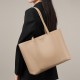 High-end, large-capacity women's bag, 2025 new style, trendy commuter tote, versatile single-shoulder genuine leather women's bag High-end, large-capacity women's bag, 2025 new style, trendy commuter tote, versatile single-shoulder genuine leather women's bag