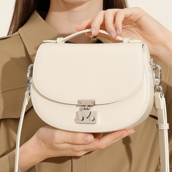 Original New Genuine Leather Saddle Bag, Retro Wide Shoulder Strap Women's Bag, Luxury High-End Niche Casual Crossbody Small Bag with Lock Original New Genuine Leather Saddle Bag, Retro Wide Shoulder Strap Women's Bag, Luxury High-End Niche Casual Crossbody Small Bag with Lock