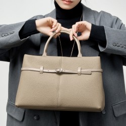 Luxury genuine leather handbags for women, 2025 new spring and summer large-capacity commuter platinum bags, briefcases.