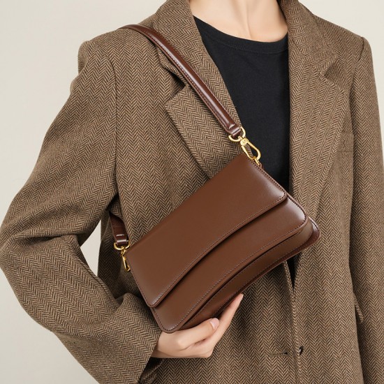 2025 new versatile shoulder and crossbody bag, high-quality cowhide niche baguette bag, high-quality underarm bag for women 2025 new versatile shoulder and crossbody bag, high-quality cowhide niche baguette bag, high-quality underarm bag for women