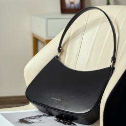 High-end genuine leather women's underarm bag, 2025 spring/summer new niche design women's bag, fashionable white shoulder bag
