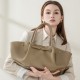 Stylish and simple large-capacity genuine leather tote bags, niche European and American solid-color wing bags, versatile commuter bags Stylish and simple large-capacity genuine leather tote bags, niche European and American solid-color wing bags, versatile commuter bags