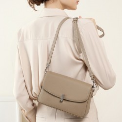 Large capacity genuine leather bags, versatile crossbody bags, 2025 new style stylish genuine cowhide shoulder bags