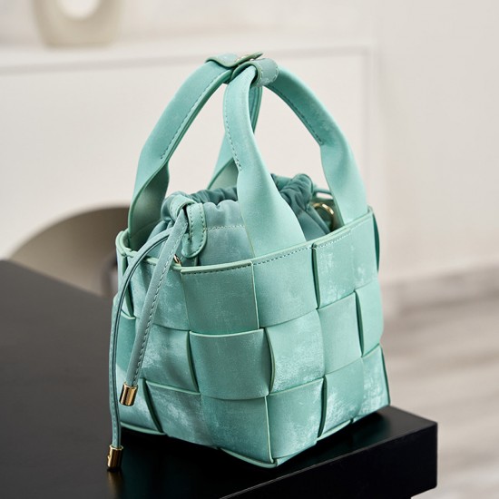 Yan Xin Chinese style Traditional Chinese style bucket bag, hand-woven basket-shaped bag, women's 2024 new mini crossbody handbag Yan Xin Chinese style Traditional Chinese style bucket bag, hand-woven basket-shaped bag, women's 2024 new mini crossbody handbag