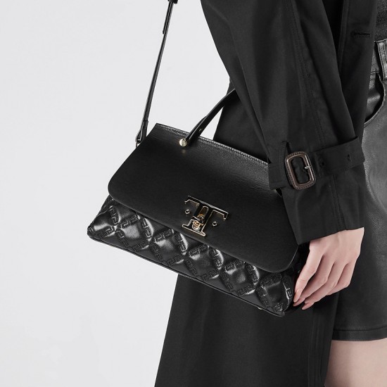 New trendy, niche genuine leather bags, high-end, simple commuter handbags, large-capacity, stylish tote bags.