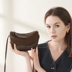 Genuine leather Boston women's bag, bowling bag, single-shoulder pillow bag, 2025 new square-shaped underarm bag.