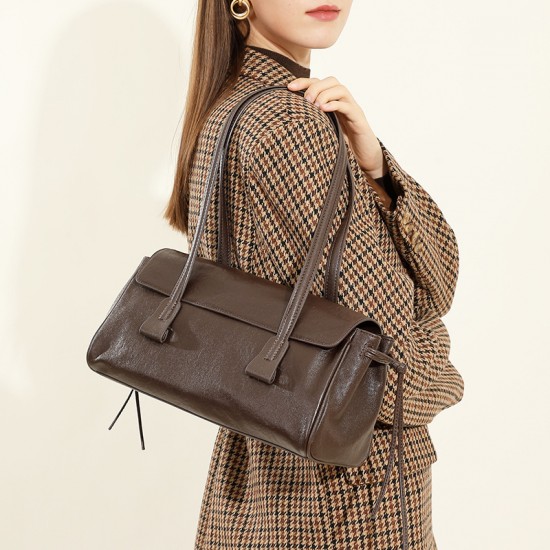 Spring/summer new vegetable-tanned cowhide underarm bag Luxury-style pillow-shaped women's handbag, popular and versatile single-shoulder baguette bag Spring/summer new vegetable-tanned cowhide underarm bag Luxury-style pillow-shaped women's handbag, popular and versatile single-shoulder baguette bag