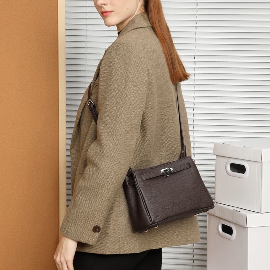 Genuine leather women's bag, top-grain cowhide lock buckle, fashionable, simple, commuter, underarm Small square crossbody bag, Kelly bag Genuine leather women's bag, top-grain cowhide lock buckle, fashionable, simple, commuter, underarm Small square crossbody bag, Kelly bag