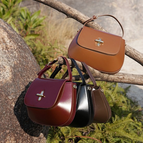 Top-grain cowhide, niche designs, high-quality crossbody crescent bags for women, 2025 new models, genuine leather underarm saddle bags