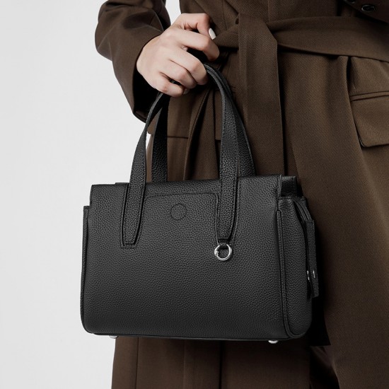 Cross-border wholesale light luxury bags, 2025 new French-style crossbody bags, small square bags, genuine leather handbags for women, commuter bags Cross-border wholesale light luxury bags, 2025 new French-style crossbody bags, small square bags, genuine leather handbags for women, commuter bags