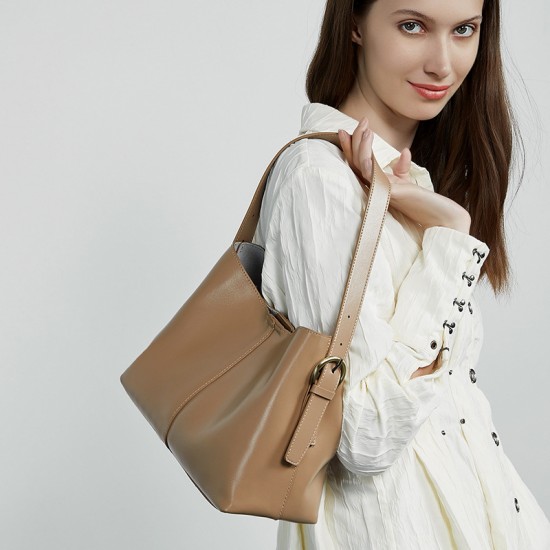 2025 new style top-grain vegetable-tanned leather tote bags for women, large-capacity commuter shoulder bags and crossbody bags