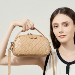 2025 new models, genuine leather women's bags, saddle bags, commuter underarm bags, niche designs, popular women's handbags and shoulder bags