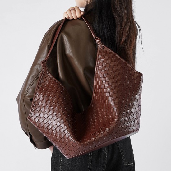 Genuine leather large-capacity women's bags, 2025 new models, stylish and fashionable cowhide woven pattern, women's school commuter bags.