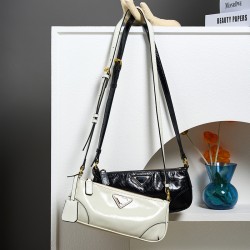 Autumn Women's Bags, 2025 New Retro Versatile High-End Single Shoulder Crossbody Bags, Large Capacity Commuter Handbags