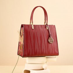 2022 new versatile spring and summer women's bags, fashionable large-capacity genuine leather handbags for middle-aged women