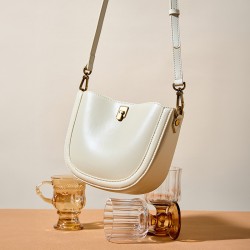 Genuine Leather Niche Designer High-Quality Luxury underarm moon bag, 2025 new French-style versatile shoulder bag for women