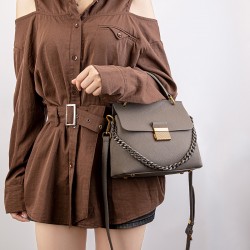 Women's bags, spring 2023, forest-style niche, light luxury shoulder and crossbody bags, a trendy hit on Douyin, vintage soft leather.