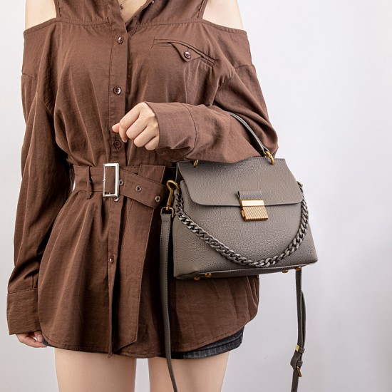 Women's bags, spring 2023, forest-style niche, light luxury shoulder and crossbody bags, a trendy hit on Douyin, vintage soft leather. Women's bags, spring 2023, forest-style niche, light luxury shoulder and crossbody bags, a trendy hit on Douyin, vintage soft leather.
