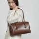 New top-grain cowhide large-capacity laptop bag, backpack, casual school bag, travel bag, and commuter bag.